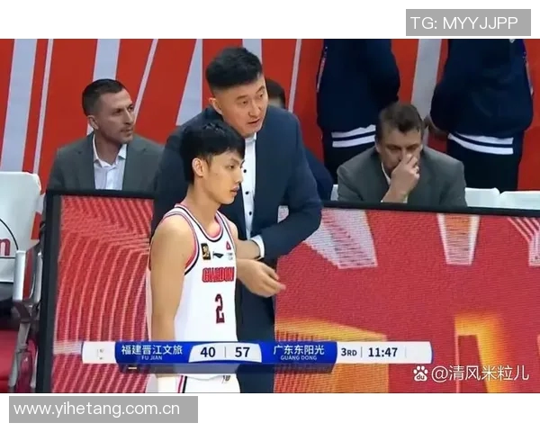 篮球八卦近五场赛事数据深度分析与球员表现全面回顾